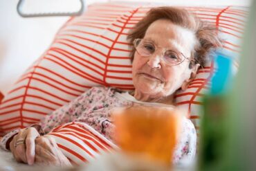 4 Types of Spinal Curves Explained – Causes, Symptoms & Treatment.